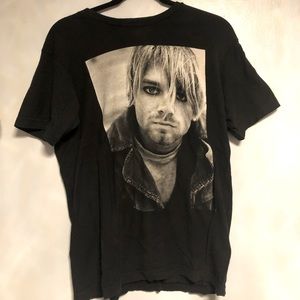 KURT COBAIN GRAPHIC TEE